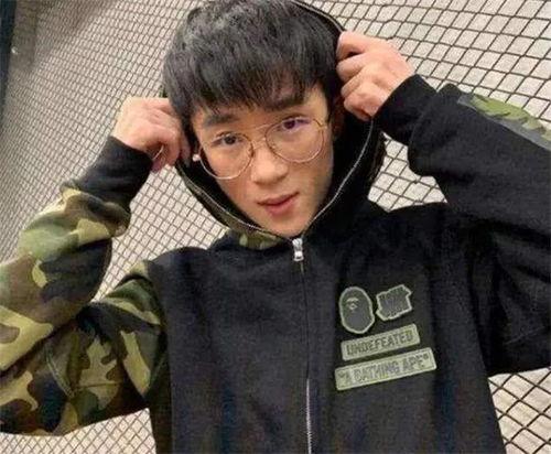 吃瓜一哥凉山,揭秘“吃瓜一哥”凉山的传奇人生